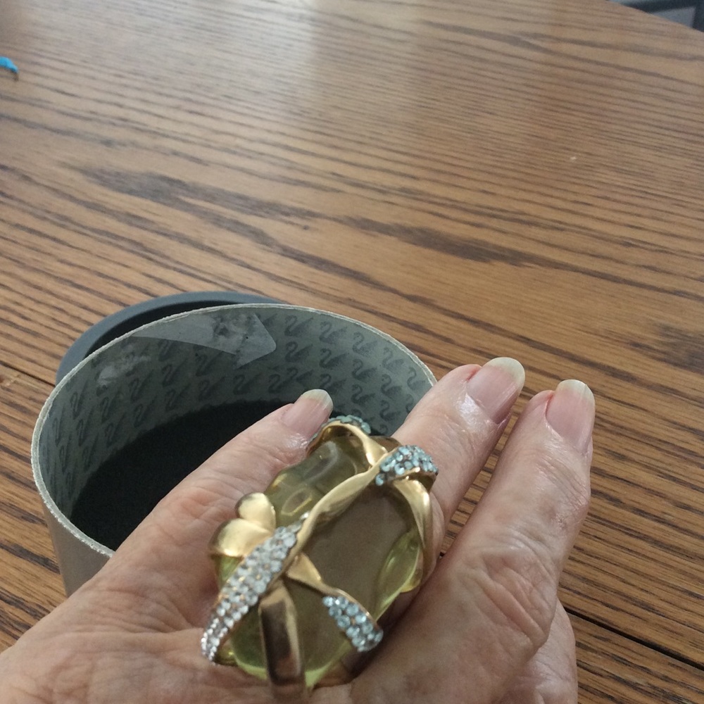 LARGE CITRINE STONE RING  SWAROVSKI ORIGINAL